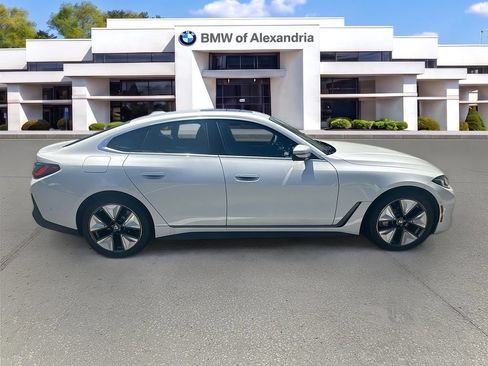 New 2026 BMW i4 xDrive40i w/ Premium Package AWD/4WD image 8