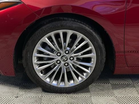Used 2022 Toyota Avalon Limited w/ Advanced Safety Package image 14