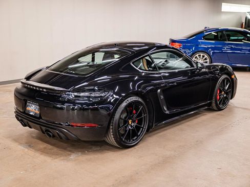 Used 2024 Porsche 718 Cayman GTS RWD image 39