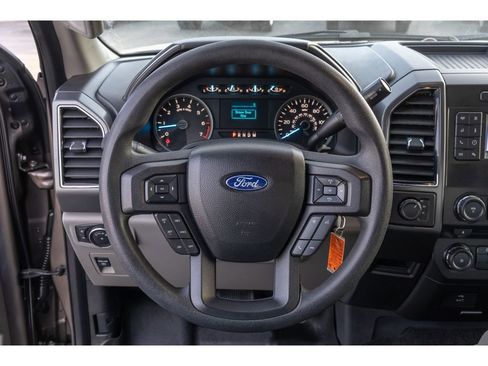 Used 2018 Ford F150 XLT image 21
