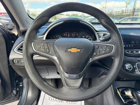 Used 2020 Chevrolet Malibu LS image 44