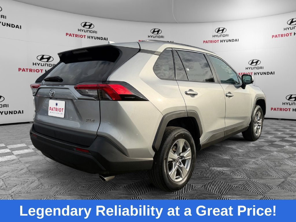 Used 2024 Toyota RAV4 XLE FWD image 3