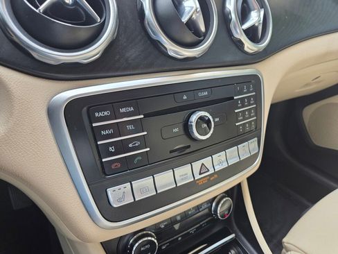 Used 2019 Mercedes-Benz GLA 250 4MATIC image 20