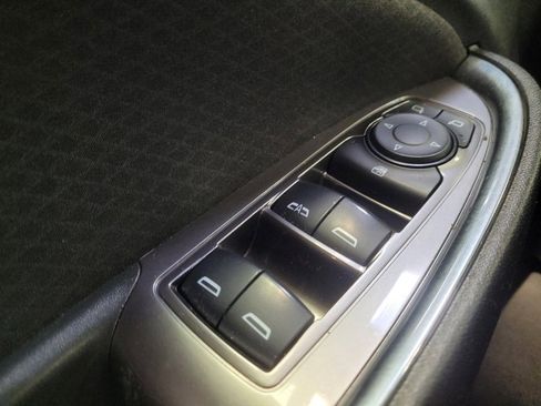 Used 2018 Chevrolet Malibu LT image 27