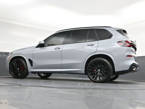 Used 2026 BMW X5 xDrive40i w/ M Sport Package AWD/4WD image 33
