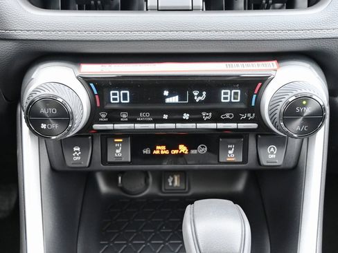 New 2025 Toyota RAV4 XLE image 23