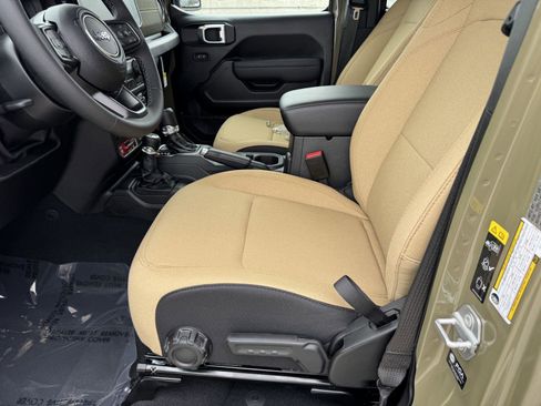 New 2026 Jeep Gladiator Willys image 15