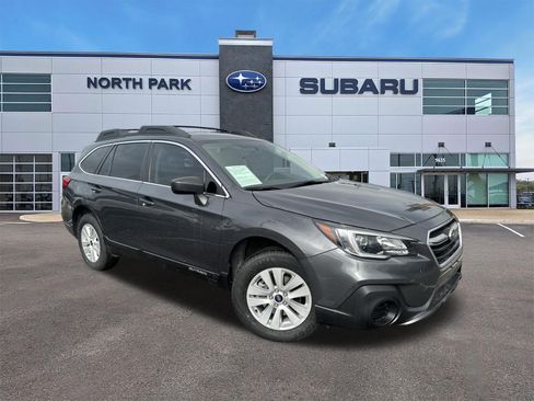 Used 2018 Subaru Outback 2.5i AWD/4WD image 1