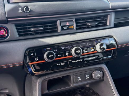 New 2026 Honda Pilot TrailSport image 15