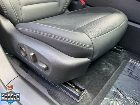 Used 2024 Chevrolet Blazer EV LT AWD/4WD image 59