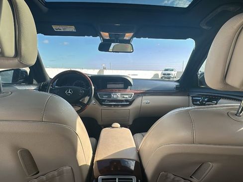 Used 2011 Mercedes-Benz S 550 image 30