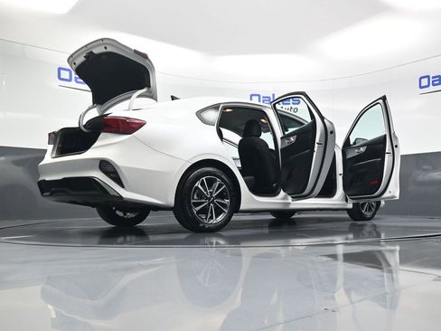 Certified 2024 Kia Forte LXS w/ LXS Technology Package image 58