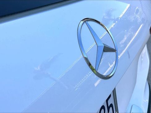 Used 2025 Mercedes-Benz GLA 250 image 30