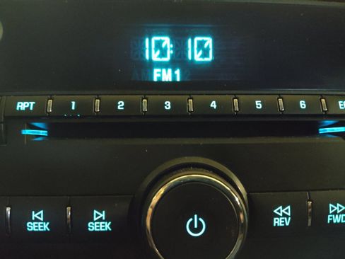 Used 2010 Chevrolet Impala LS image 25