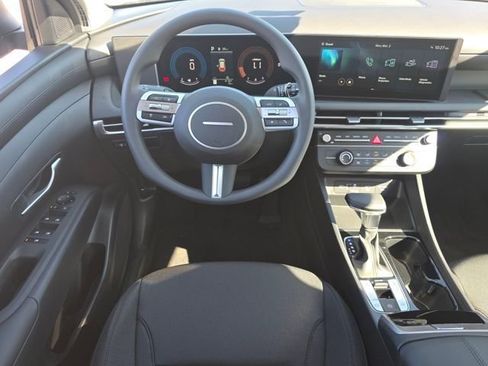 New 2026 Hyundai Tucson SE image 21