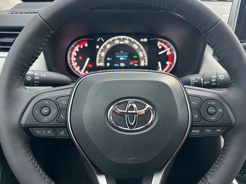 New 2025 Toyota RAV4 XLE w/ Convenience Package image 20