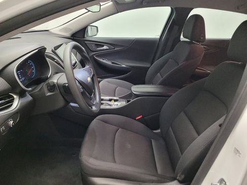 Used 2022 Chevrolet Malibu LT FWD image 17