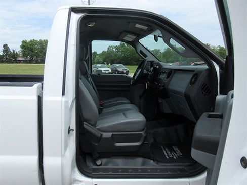 Used 2011 Ford F250 XL w/ Skid Plate Pkg AWD/4WD image 12