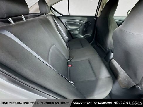 Used 2016 Nissan Versa S FWD image 23