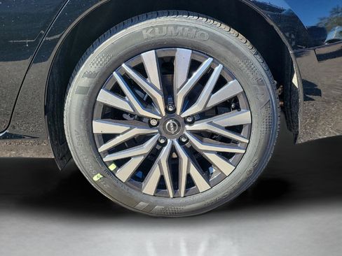 New 2025 Nissan Altima 2.5 SV image 6