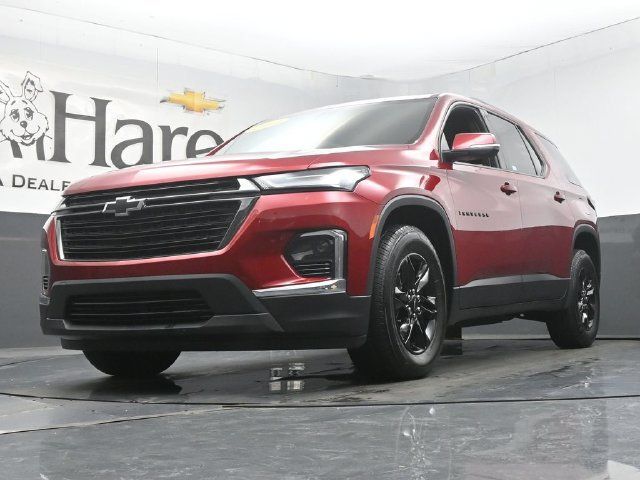 Used 2024 Chevrolet Traverse LT FWD image 4