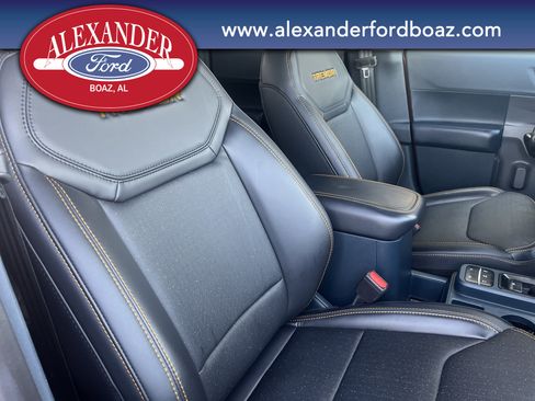 New 2025 Ford Maverick Tremor image 18