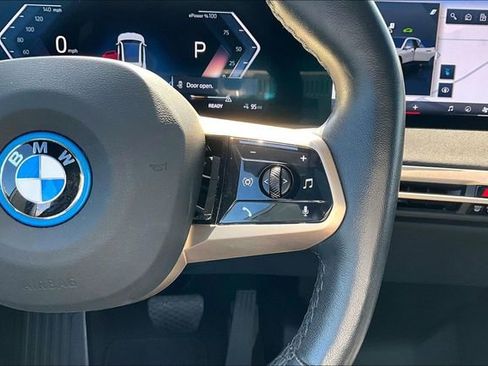 Used 2025 BMW iX xDrive50 image 20