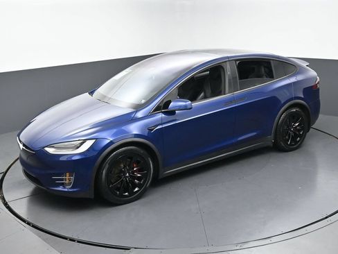 Used 2018 Tesla Model X 100D AWD/4WD image 42