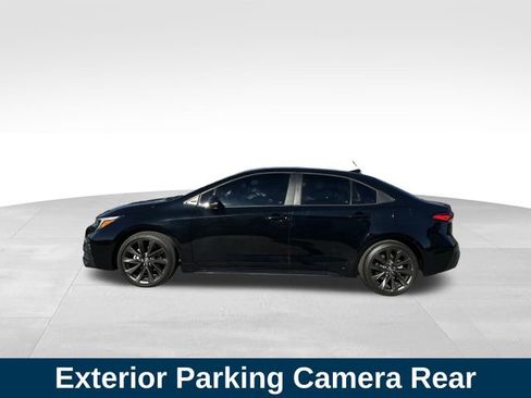 Used 2023 Toyota Corolla SE image 2