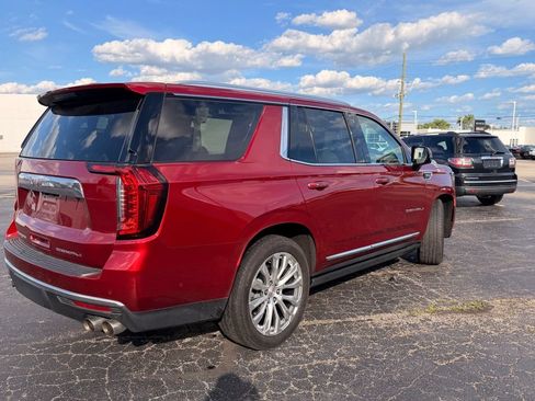 Used 2023 GMC Yukon Denali w/ Denali Reserve Package AWD/4WD image 3