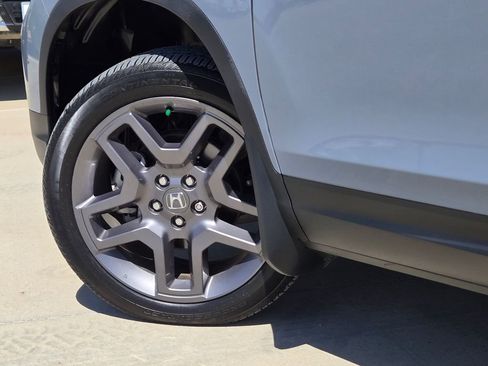 Used 2023 Honda Passport EX-L image 30