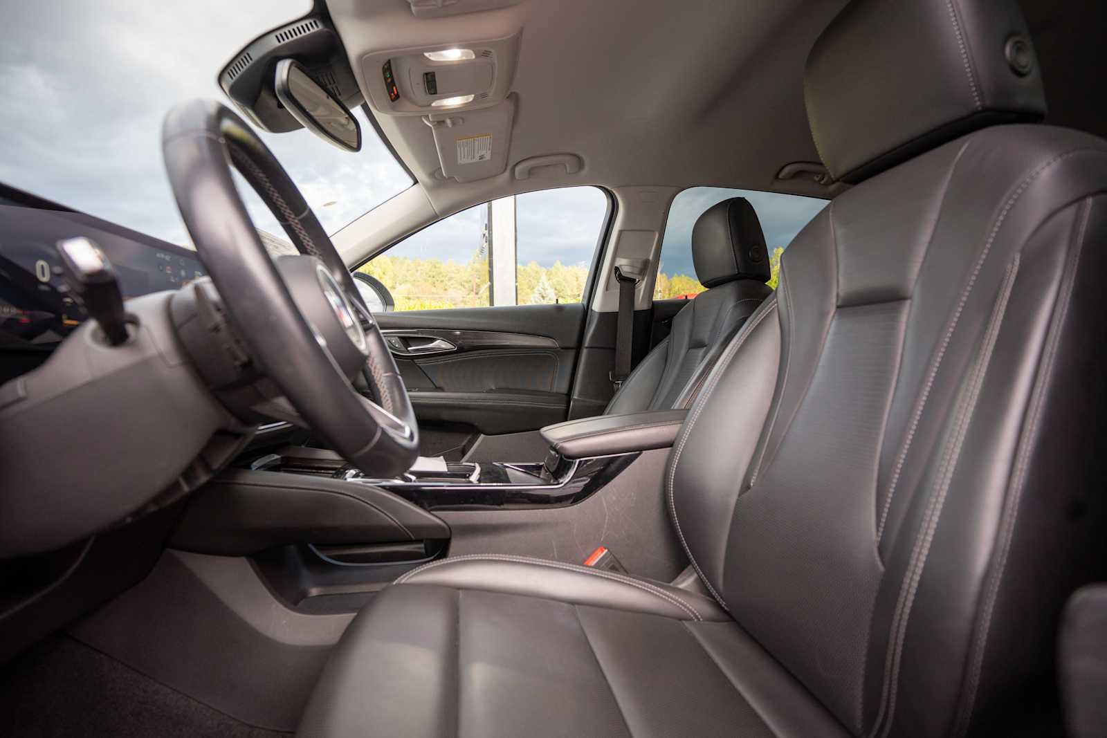 Used 2024 Buick Envision Preferred AWD/4WD image 11
