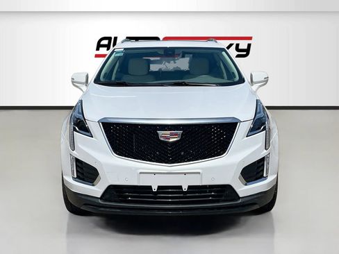 Used 2025 Cadillac XT5 Premium Luxury w/ LPO, Floor Liner Package FWD image 2