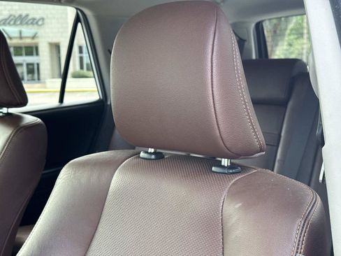 Used 2024 Toyota 4Runner Limited RWD image 14