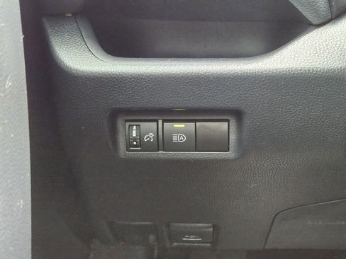 Used 2024 Toyota RAV4 XLE FWD image 24