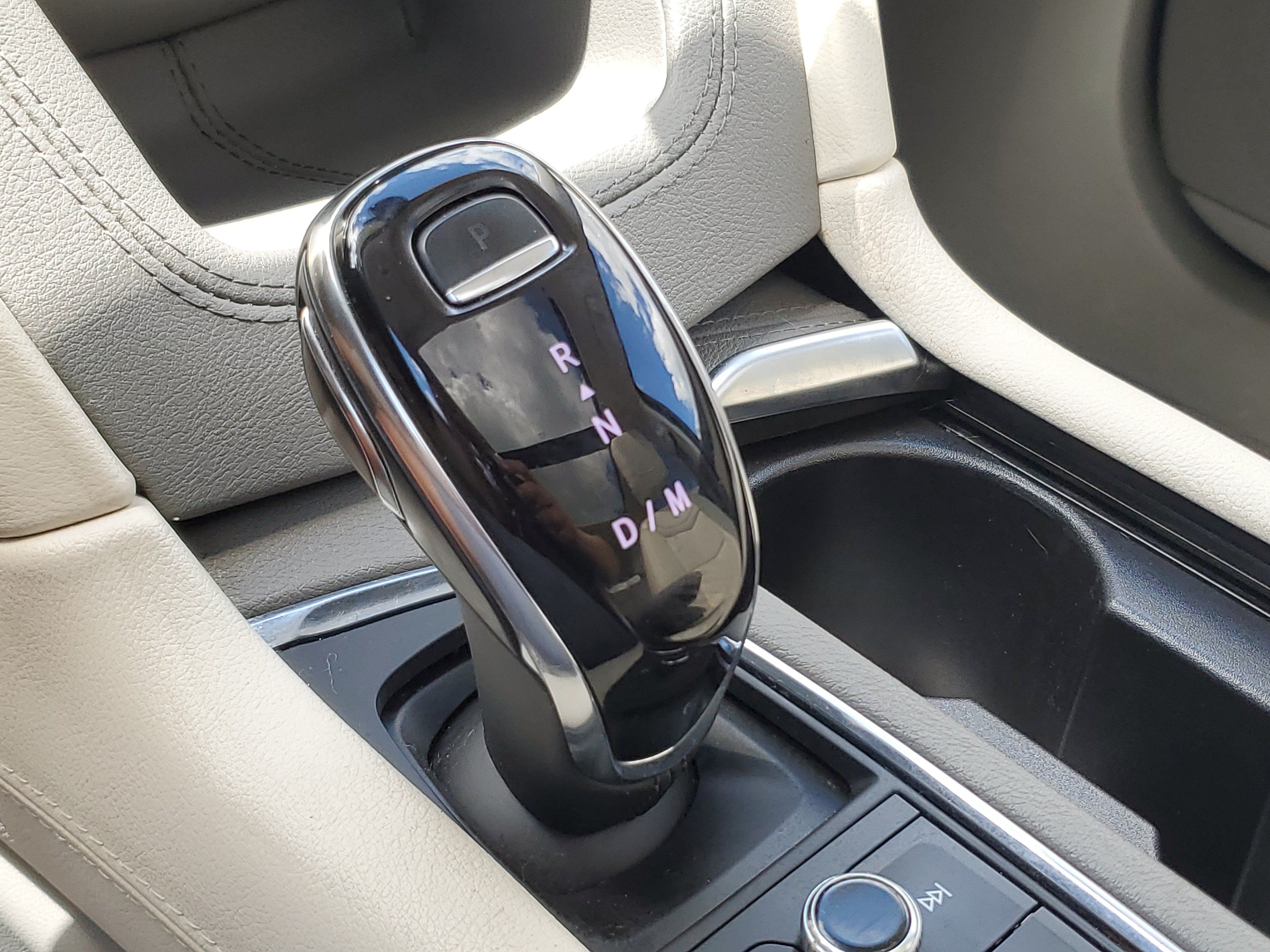 Certified 2023 Cadillac XT5 Premium Luxury AWD/4WD image 31