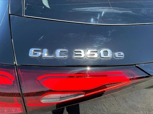New 2025 Mercedes-Benz GLC 350e GLC 350e image 7