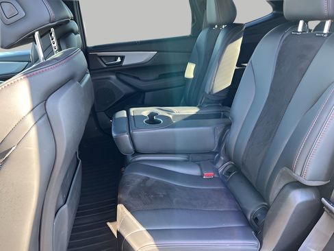 Used 2023 Acura MDX A-Spec image 29