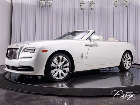 Used 2016 Rolls-Royce Dawn RWD image 9