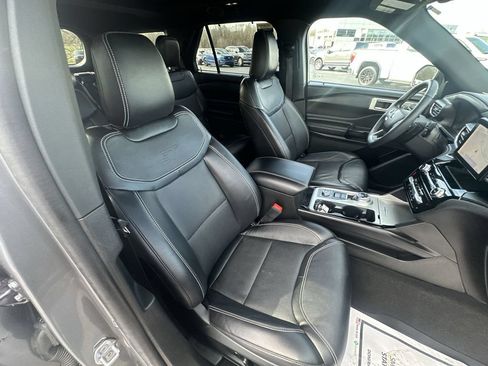Used 2023 Ford Explorer ST w/ Equipment Group 401A AWD/4WD image 32