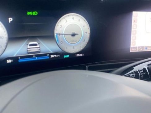 Used 2023 Hyundai Elantra SEL w/ Convenience Package image 21