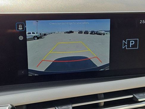 Used 2025 Hyundai Tucson SEL FWD image 14