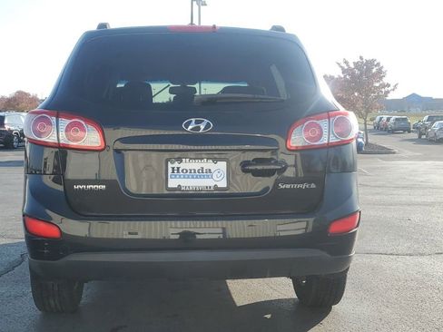 Used 2011 Hyundai Santa Fe GLS image 6