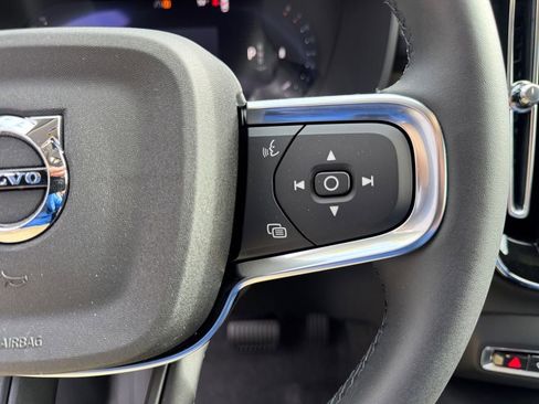 New 2026 Volvo XC40 B5 Plus w/ Protection Package Premier image 15