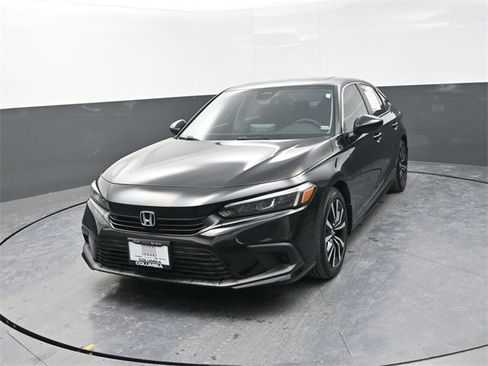 Used 2022 Honda Civic EX image 3