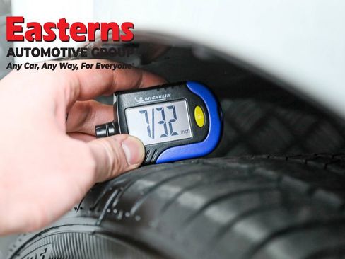 Used 2024 Toyota Camry SE image 38