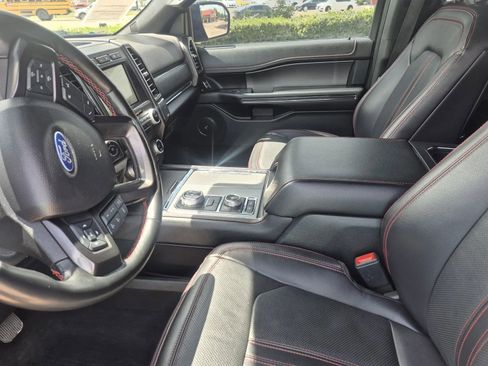 Used 2021 Ford Expedition Max Limited AWD/4WD image 18