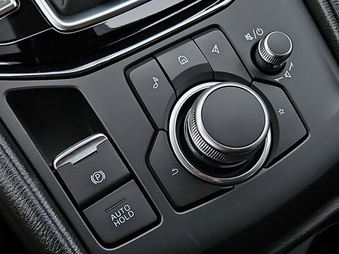 New 2025 MAZDA CX-5 AWD 2.5 S w/ Preferred Package image 19