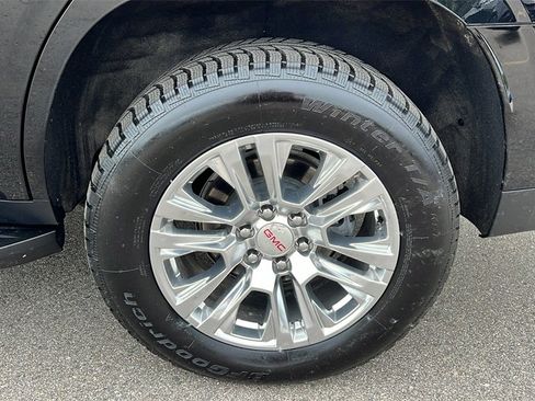 Used 2025 GMC Yukon Denali image 38