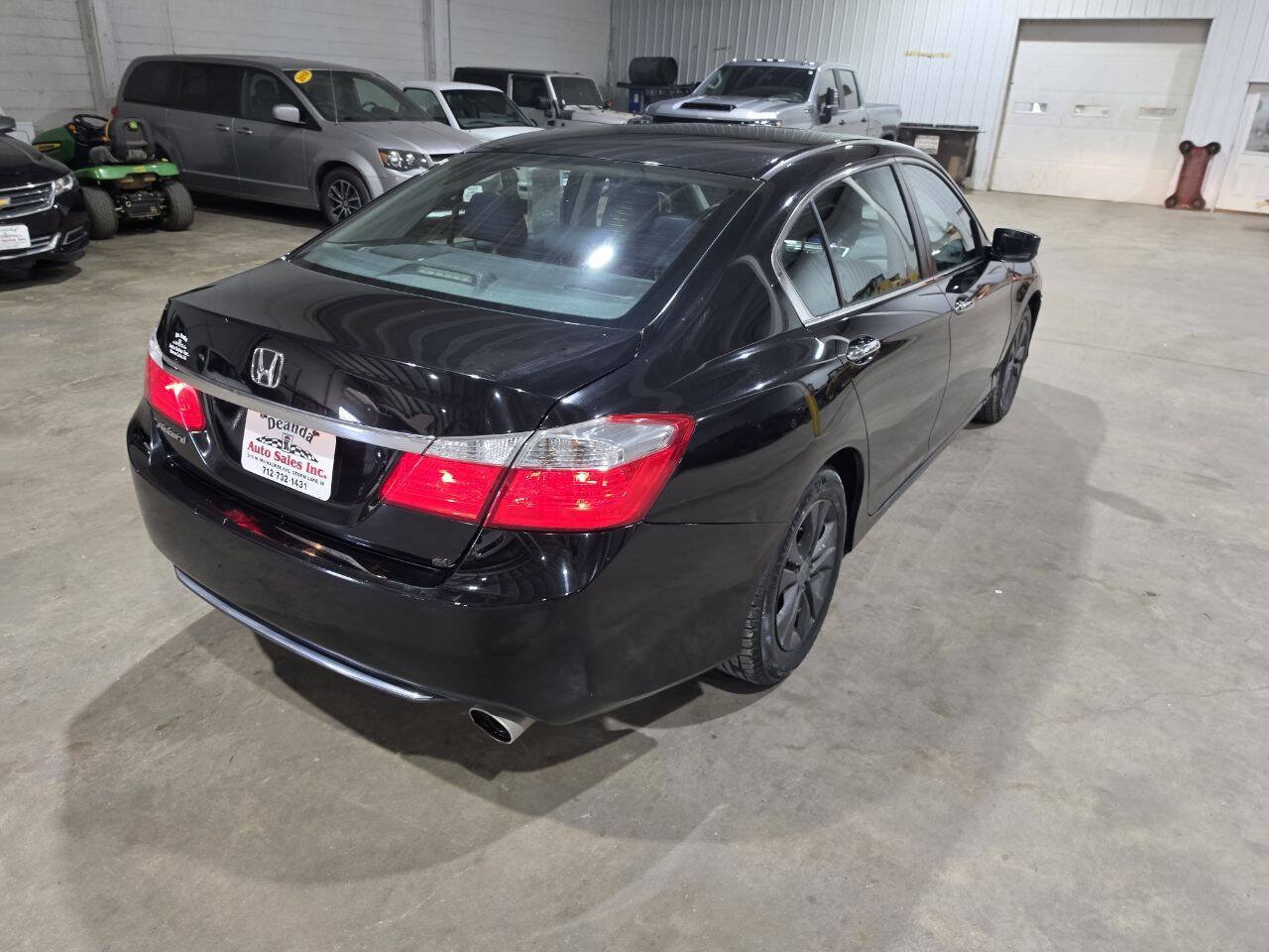 Used 2015 Honda Accord LX image 10